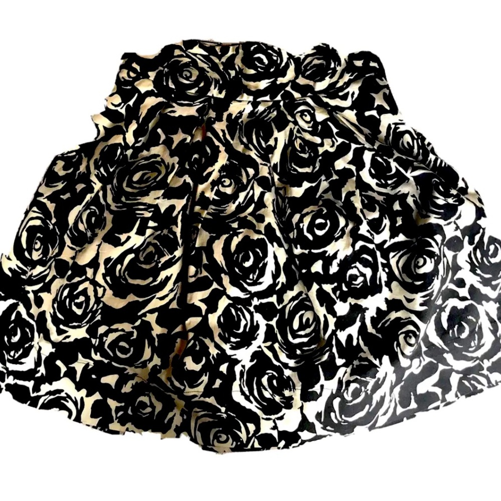 Floral Party Skirt w/Petticoat by Twenty One. Knee-length—Sz Sml—Cotton Sateen.